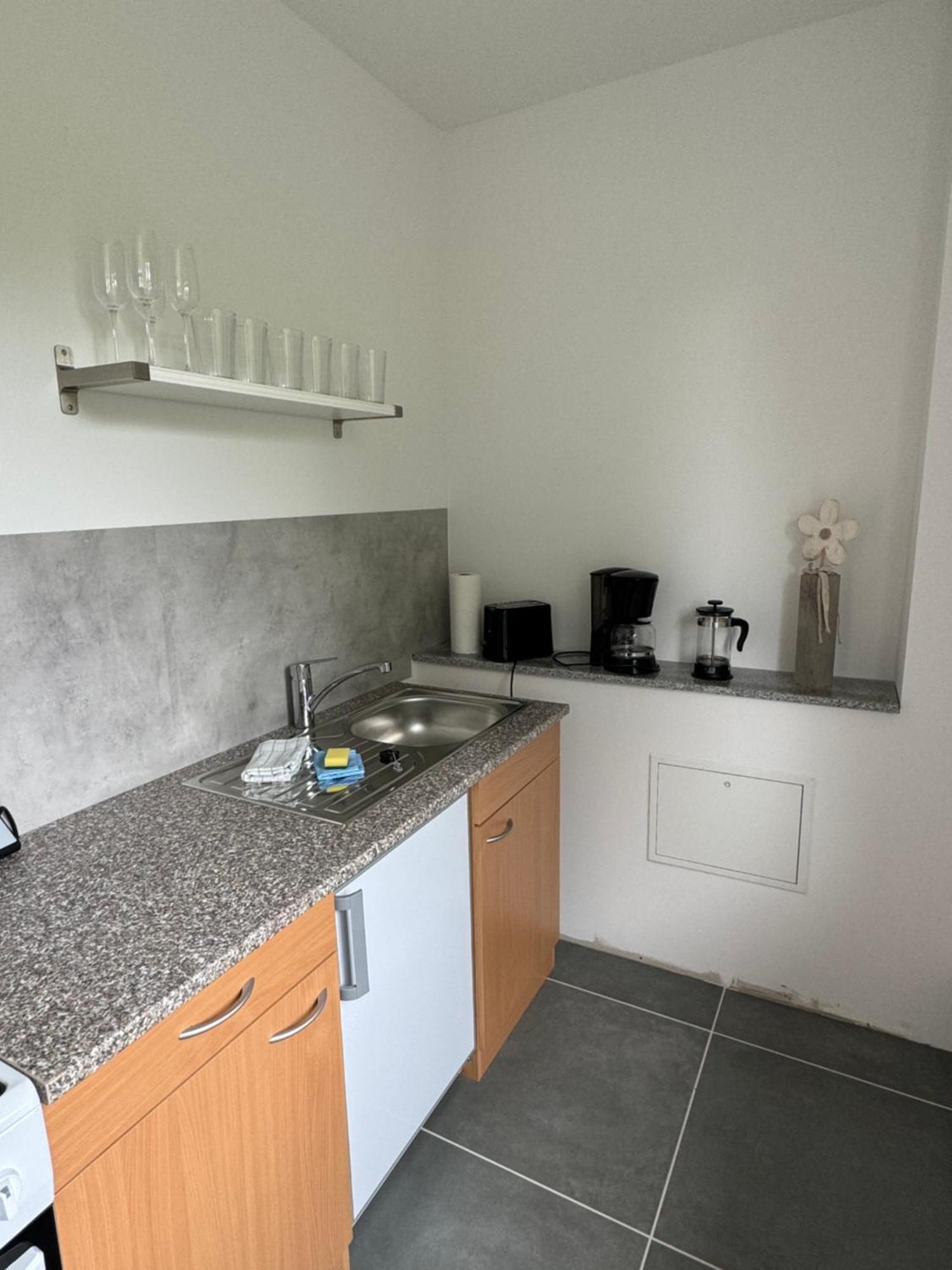 Fc-Apartmenthaus Falkensee Mit Grossem Garten Und Pkw Stellflaechen Kültér fotó