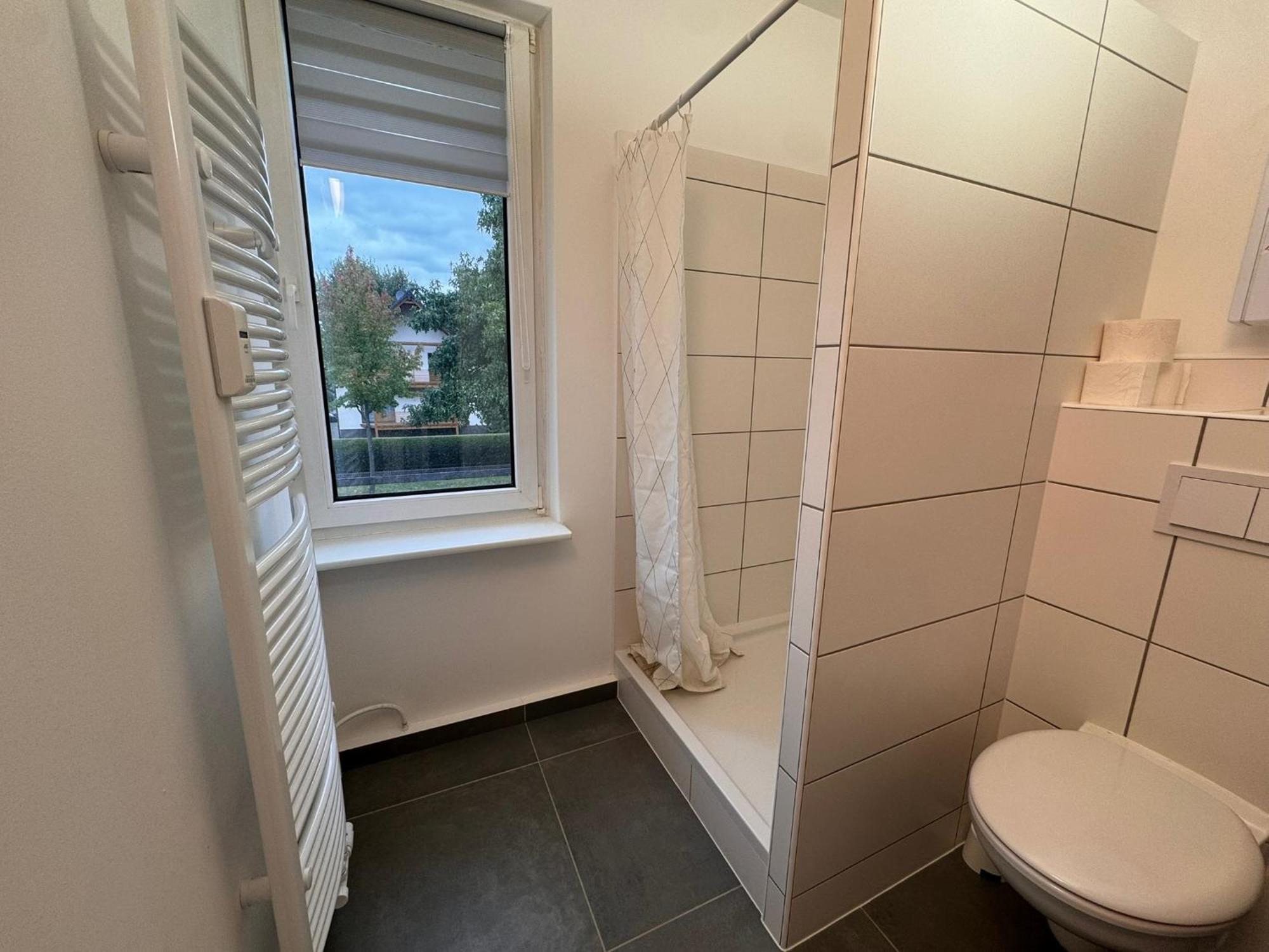 Fc-Apartmenthaus Falkensee Mit Grossem Garten Und Pkw Stellflaechen Kültér fotó