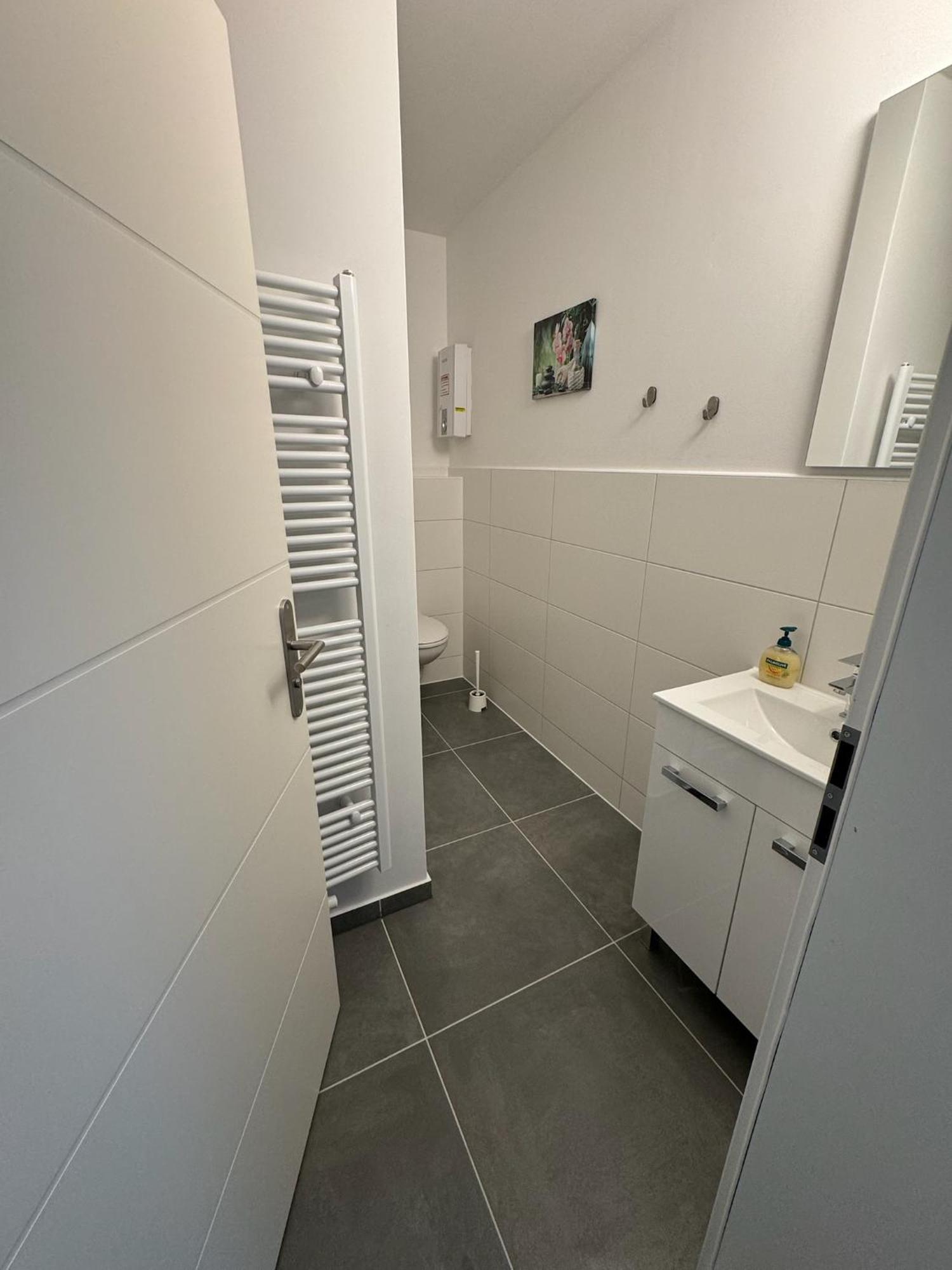 Fc-Apartmenthaus Falkensee Mit Grossem Garten Und Pkw Stellflaechen Kültér fotó