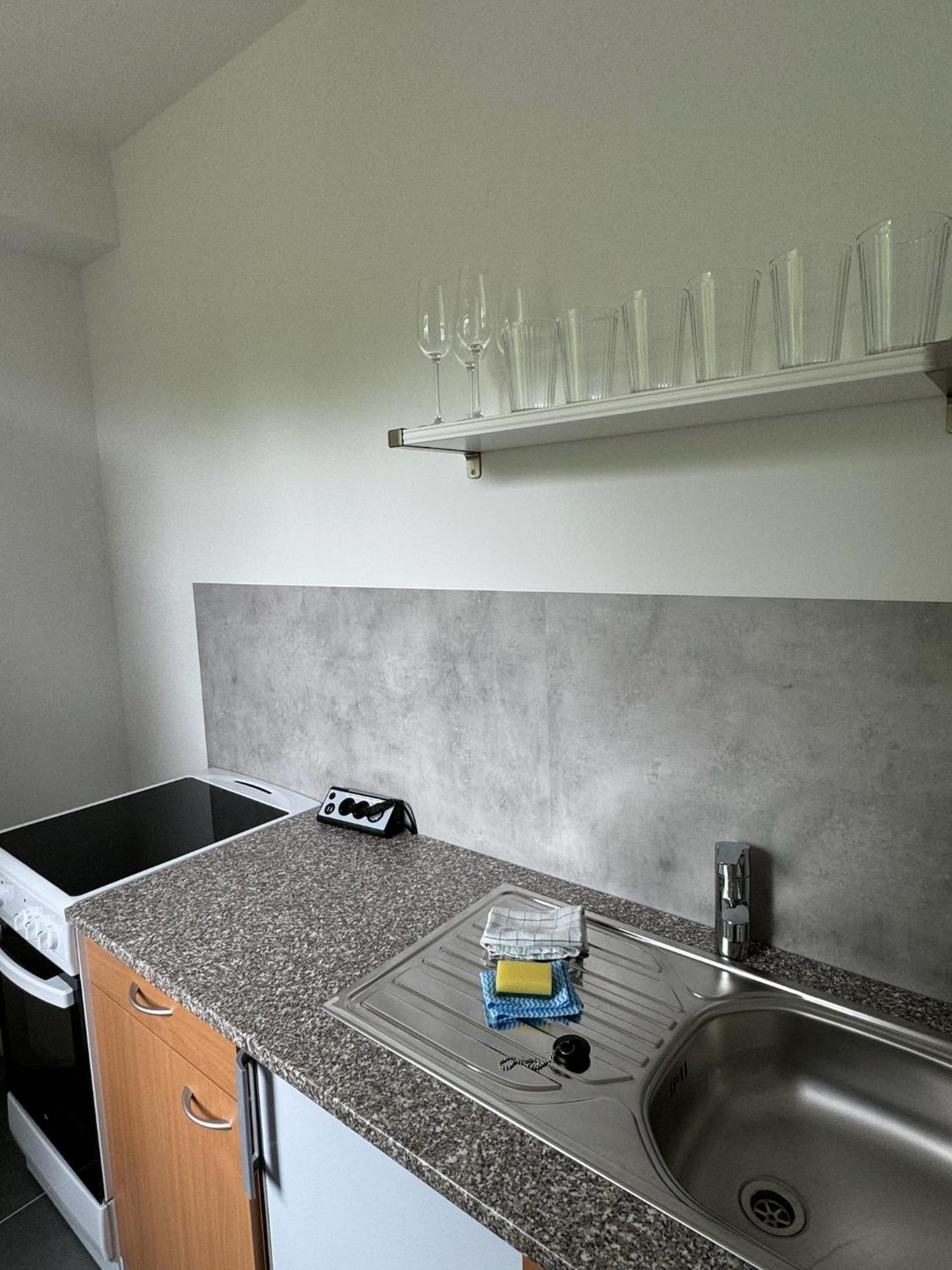 Fc-Apartmenthaus Falkensee Mit Grossem Garten Und Pkw Stellflaechen Kültér fotó